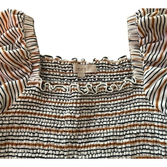 LOFT crop top, ruched elastic front and back. Full 3/4 sleeves, ruffle trim. - Picture 2 of 7